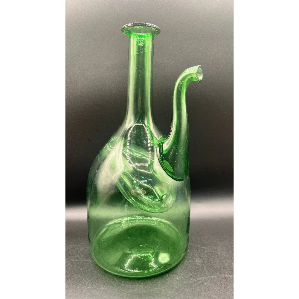Vtg Green Hand Blown Glass Wine Decanter w/ Internal Ice‎ Chamber Chiller 19